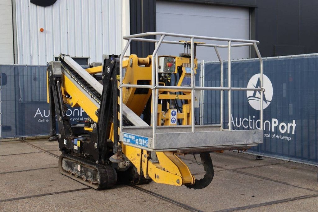 Teleskoparbeitsbühne des Typs Sonstige EasyLift R 190, Gebrauchtmaschine in Antwerpen (Bild 4)