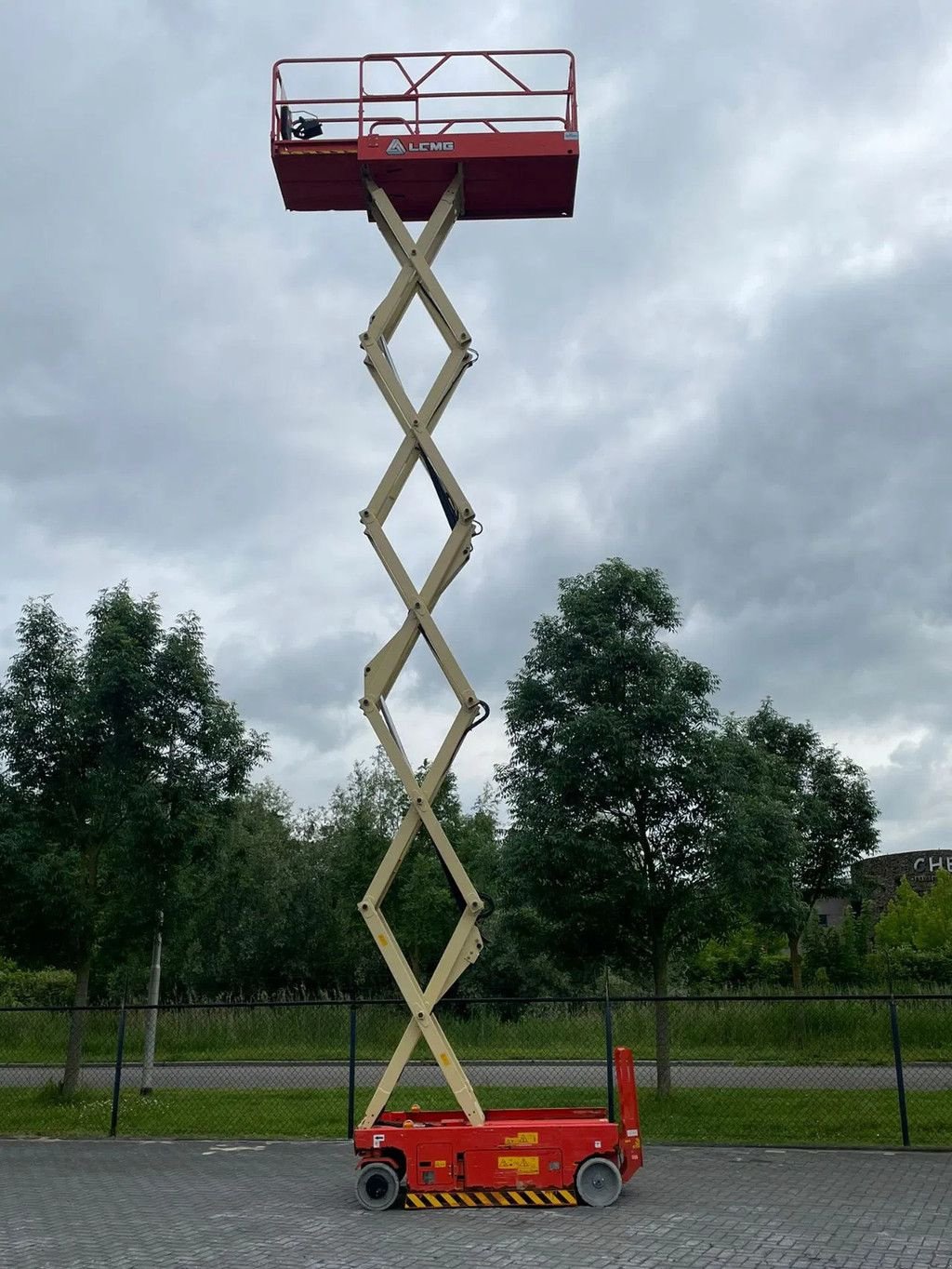 Teleskoparbeitsbühne vrste Sonstige LGMG AS1012E 12 METER 320 KG GS-3232 ES 3246, Gebrauchtmaschine v Marknesse (Slika 8)