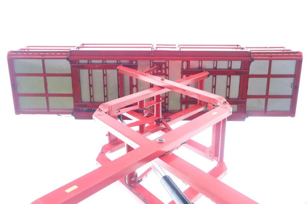 Teleskoparbeitsbühne типа Sonstige LGMG SR1023D 12 METER 1.100 KG, Gebrauchtmaschine в Marknesse (Фотография 11)