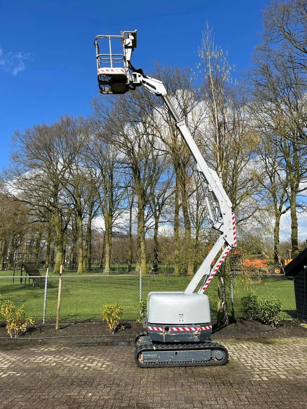 Teleskoparbeitsbühne des Typs Sonstige Maeda nagano NUL060-2 rupsHoogwerker diesel CE, Gebrauchtmaschine in Harskamp (Bild 7)