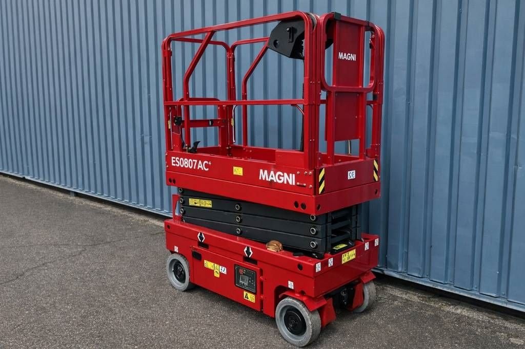 Teleskoparbeitsbühne des Typs Sonstige MAGNI 0807AC+ 2025, Neumaschine in Sittard (Bild 4)