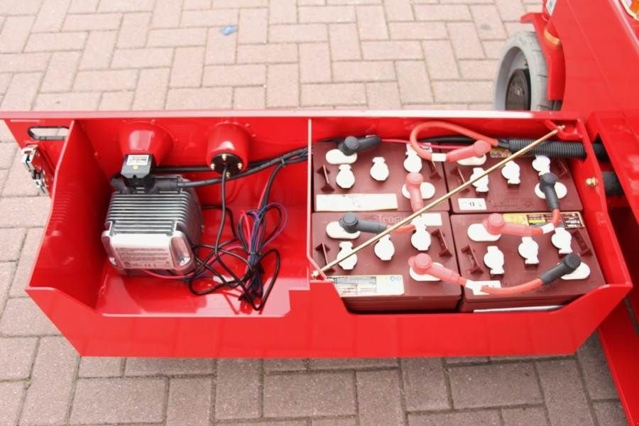 Teleskoparbeitsbühne του τύπου Sonstige MAGNI ES1012E Electric, 10m Working Height, 450kg Capaci, Gebrauchtmaschine σε Groenlo (Φωτογραφία 5)