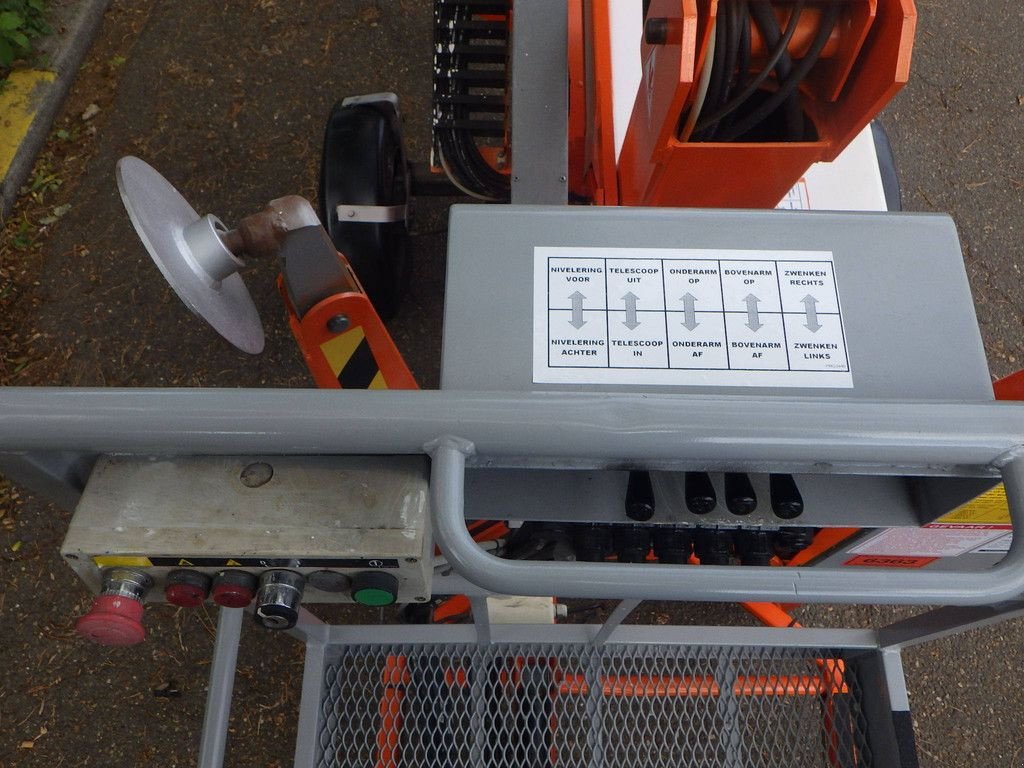 Teleskoparbeitsbühne типа Sonstige Nifty 120TAC, Gebrauchtmaschine в Antwerpen (Фотография 5)