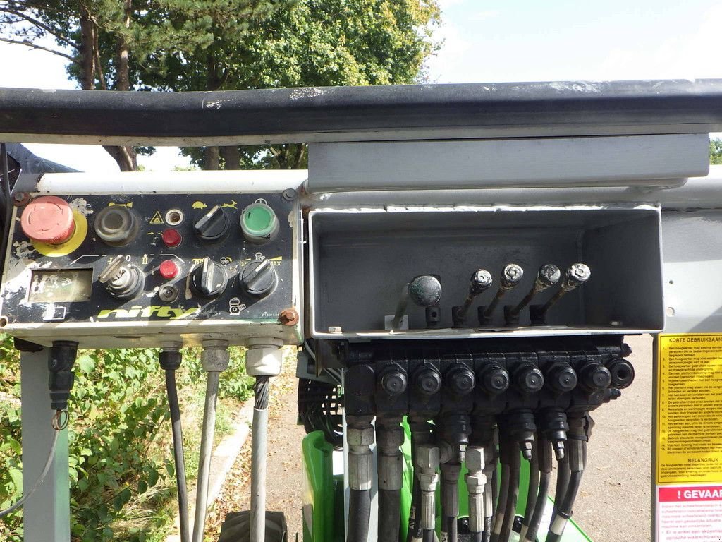 Teleskoparbeitsbühne του τύπου Sonstige Nifty HR12D, Gebrauchtmaschine σε Antwerpen (Φωτογραφία 5)