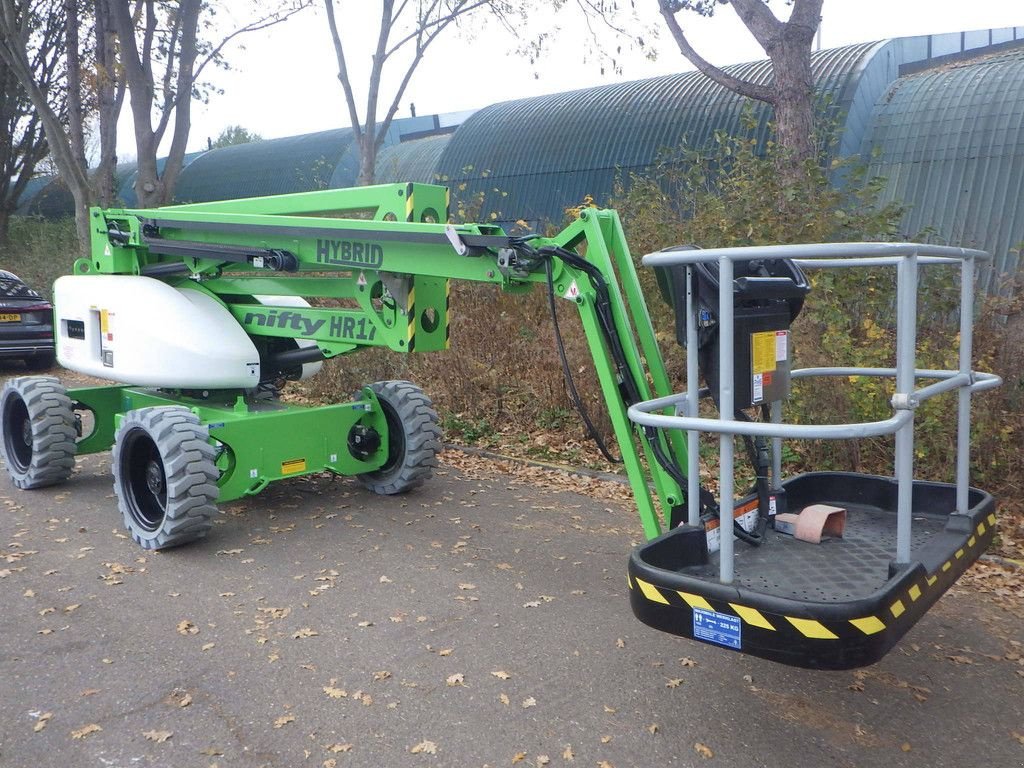 Teleskoparbeitsbühne типа Sonstige Nifty HR17HYB, Gebrauchtmaschine в Antwerpen (Фотография 3)
