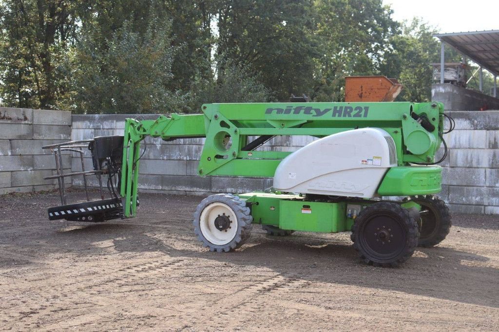 Teleskoparbeitsbühne типа Sonstige Nifty HR21 DE, Gebrauchtmaschine в Antwerpen (Фотография 3)