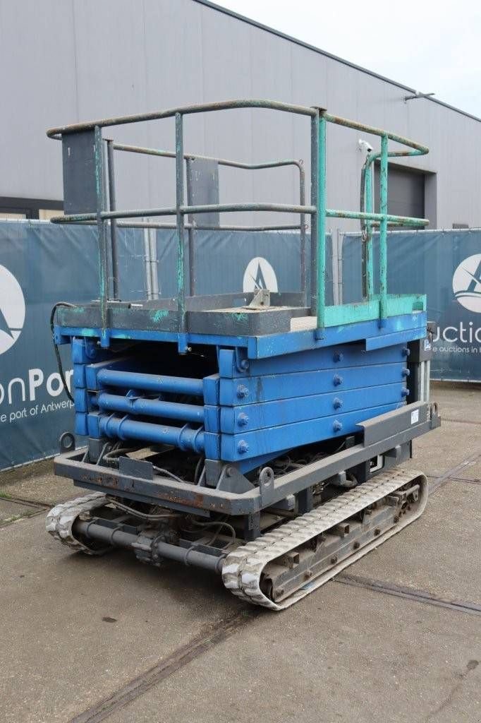 Teleskoparbeitsbühne typu Sonstige Onbekend, Gebrauchtmaschine w Antwerpen (Zdjęcie 9)
