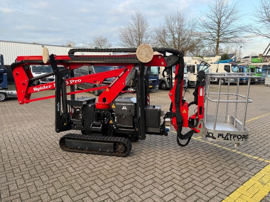 Teleskoparbeitsbühne des Typs Sonstige Platform Basket Spider 15.75 pro, Gebrauchtmaschine in WIJCHEN (Bild 4)