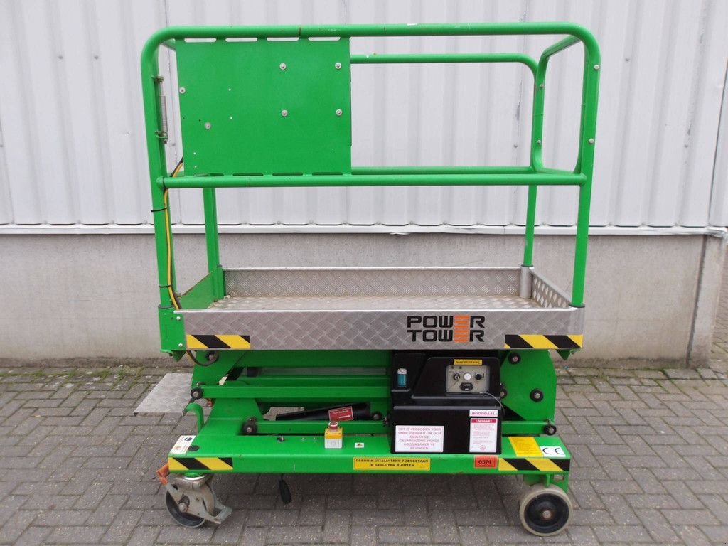Teleskoparbeitsbühne typu Sonstige Power Tower Power Tower, Gebrauchtmaschine v Antwerpen (Obrázek 1)