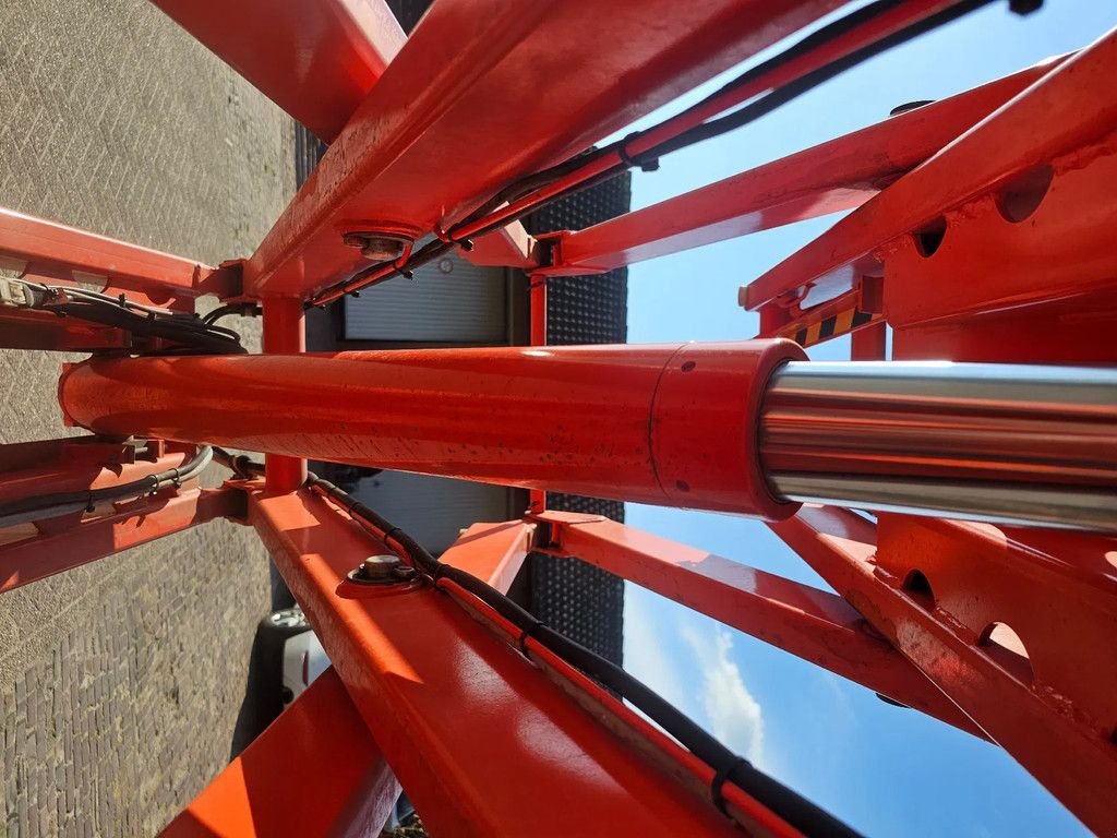 Teleskoparbeitsbühne типа Sonstige Sky Jack 3219 hoogwerker schaarlift 2015, Gebrauchtmaschine в Scherpenzeel (Фотография 5)