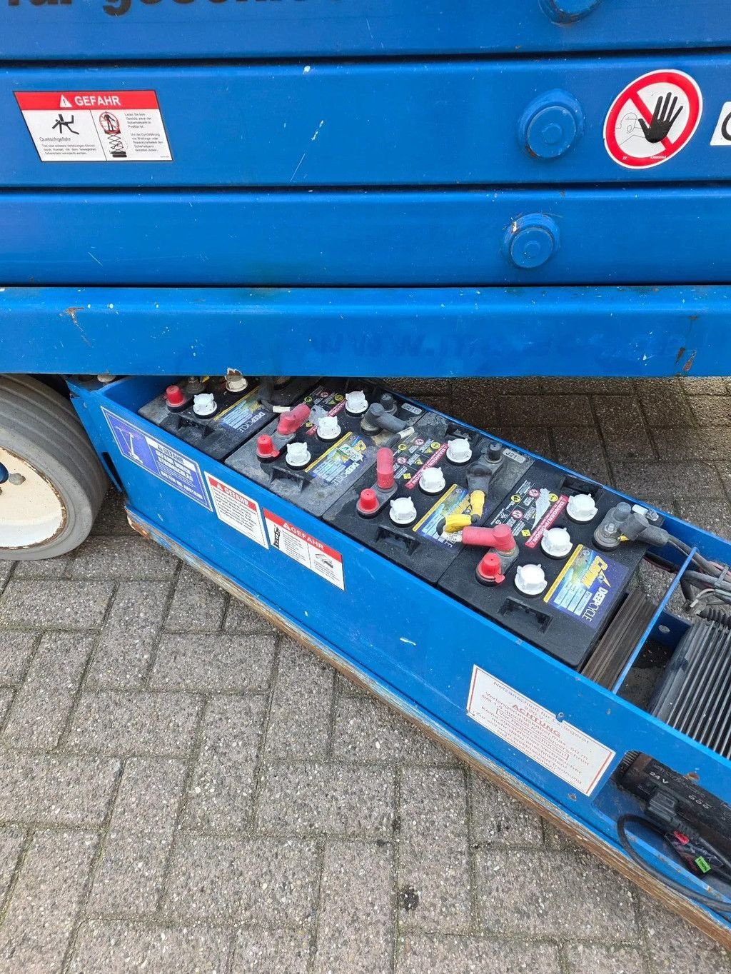 Teleskoparbeitsbühne типа Sonstige Sky Jack 3226 10m hoogwerker schaarlift keuring, Gebrauchtmaschine в Scherpenzeel (Фотография 4)