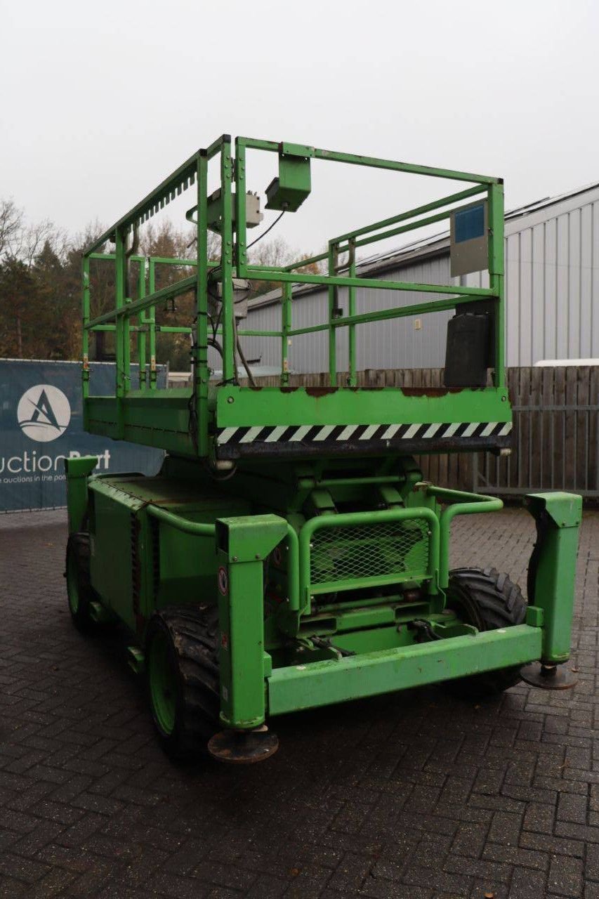 Teleskoparbeitsbühne del tipo Sonstige Sky Jack S118D, Gebrauchtmaschine en Antwerpen (Imagen 8)