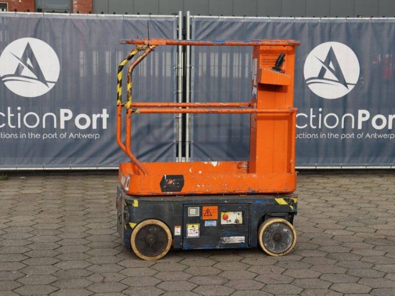 Teleskoparbeitsbühne du type Sonstige Sky Jack Scissor Lift, Gebrauchtmaschine en Antwerpen (Photo 1)