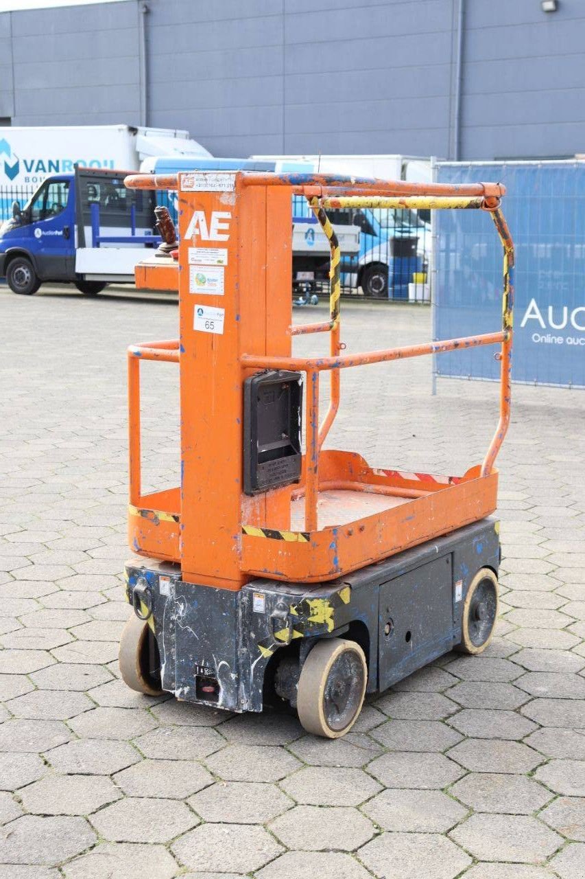 Teleskoparbeitsbühne typu Sonstige Sky Jack Scissor Lift, Gebrauchtmaschine v Antwerpen (Obrázek 7)