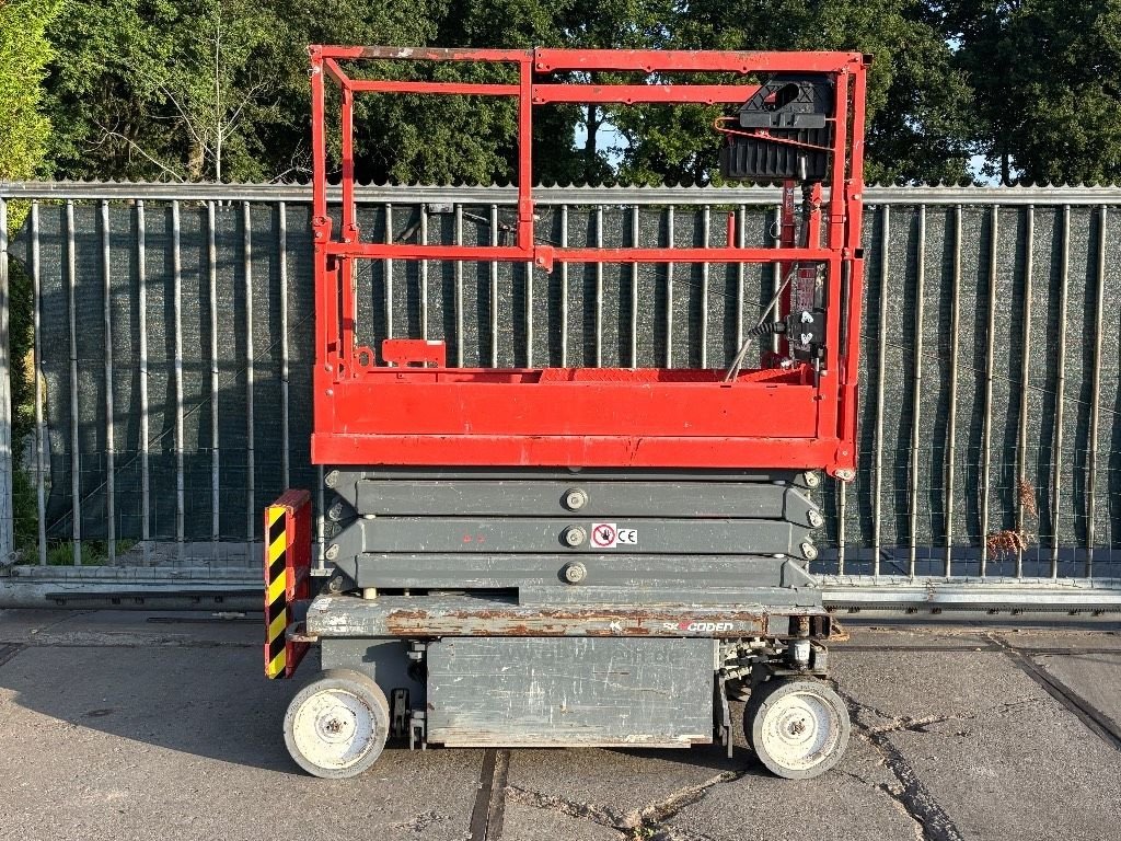 Teleskoparbeitsbühne типа Sonstige Sky Jack SJ 3219 8m schaarlift schaarhoogwerker skyjack, Gebrauchtmaschine в Hooge mierde (Фотография 1)