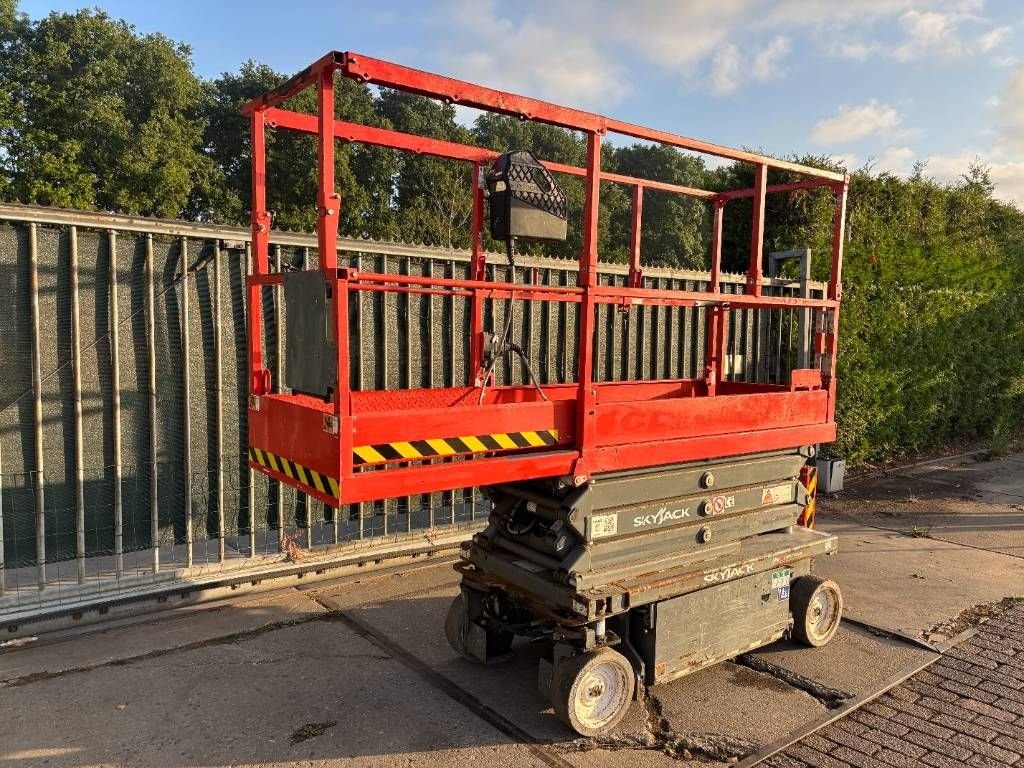 Teleskoparbeitsbühne типа Sonstige Sky Jack SJ 3219 8m schaarlift Skyjack hoogwerker schaar, Gebrauchtmaschine в Hooge mierde (Фотография 8)