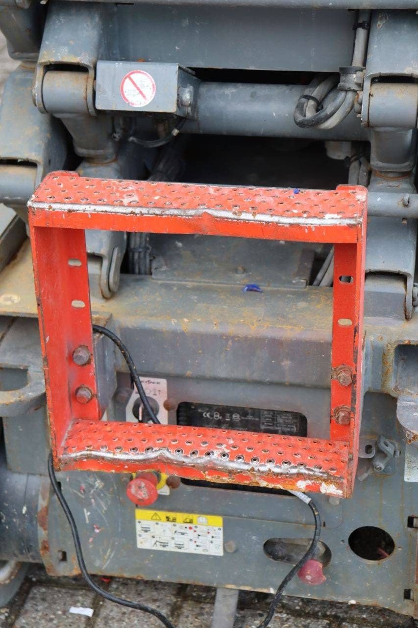 Teleskoparbeitsbühne tip Sonstige Sky Jack SJ 3219, Gebrauchtmaschine in Antwerpen (Poză 11)