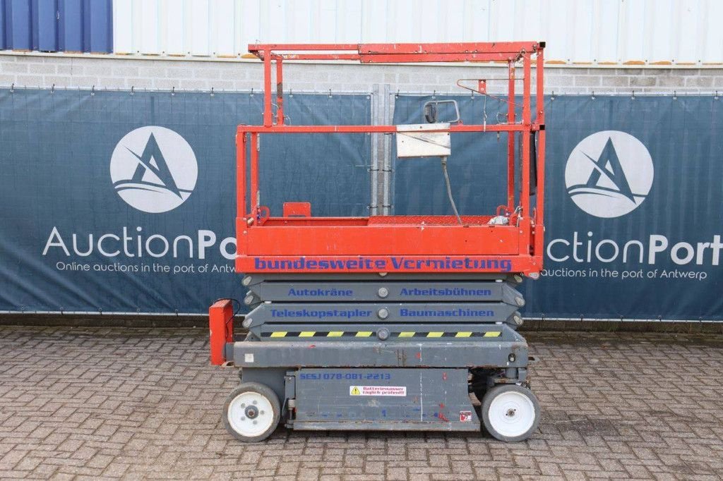 Teleskoparbeitsbühne типа Sonstige Sky Jack SJ 3219, Gebrauchtmaschine в Antwerpen (Фотография 2)