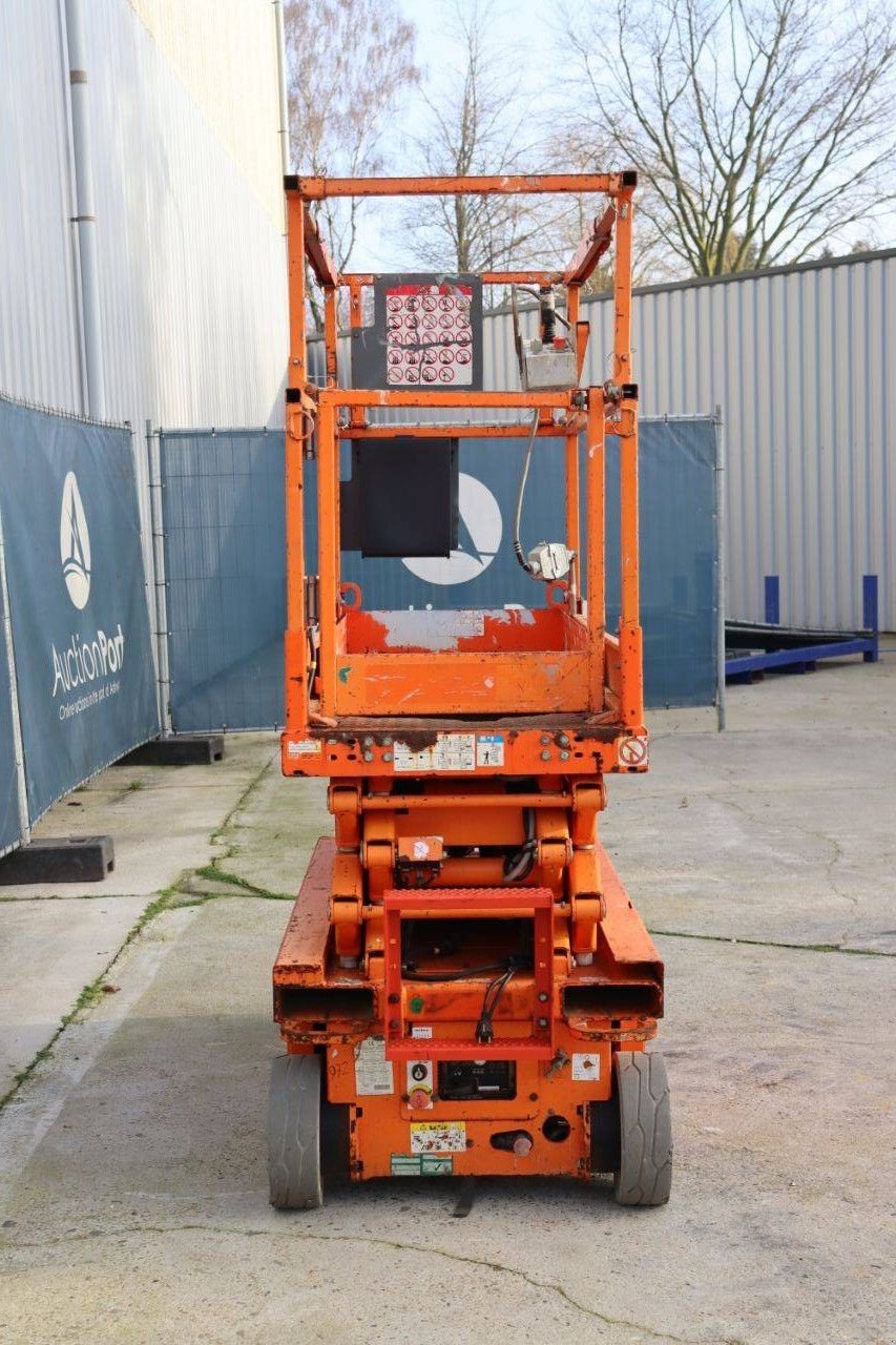 Teleskoparbeitsbühne от тип Sonstige Sky Jack SJ 3219, Gebrauchtmaschine в Antwerpen (Снимка 9)