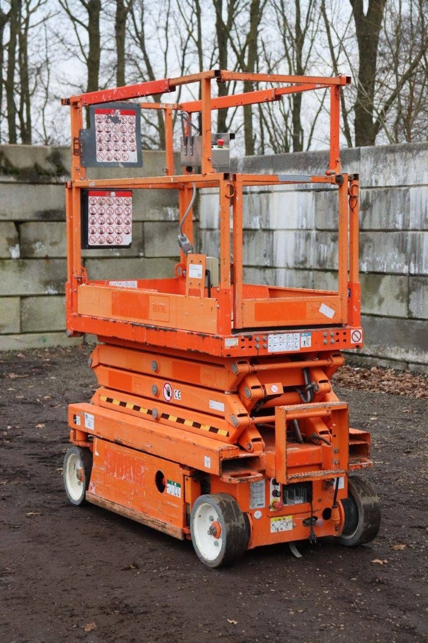 Teleskoparbeitsbühne του τύπου Sonstige Sky Jack SJ 3219, Gebrauchtmaschine σε Antwerpen (Φωτογραφία 4)