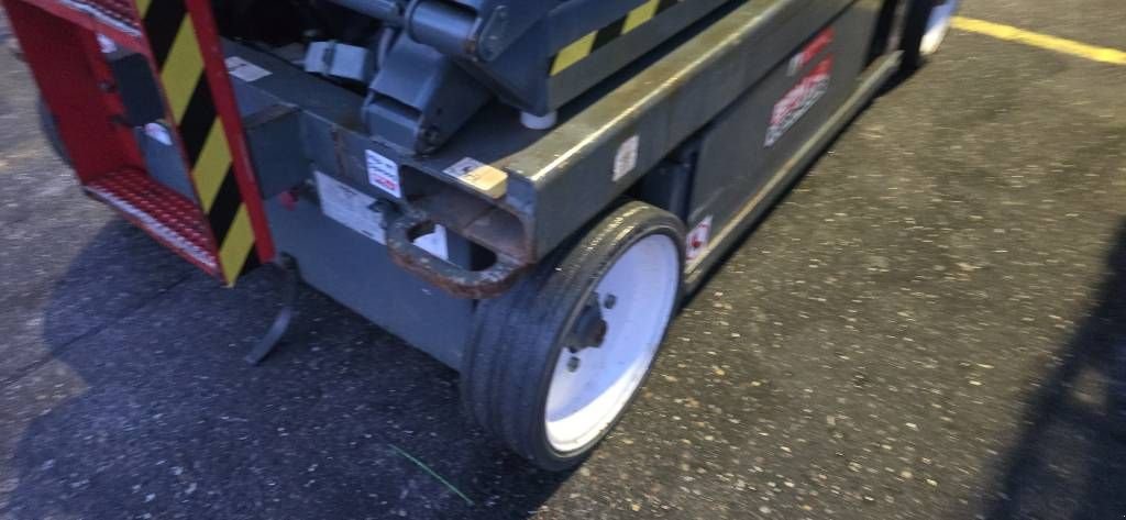 Teleskoparbeitsbühne del tipo Sonstige Sky Jack SJ 4632 12m schaarlift sj4632 skyjack 4632, Gebrauchtmaschine en Hooge mierde (Imagen 8)