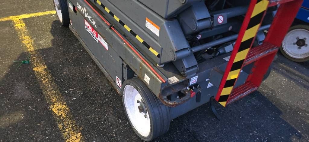 Teleskoparbeitsbühne del tipo Sonstige Sky Jack SJ 4632 12m schaarlift sj4632 skyjack 4632, Gebrauchtmaschine en Hooge mierde (Imagen 11)