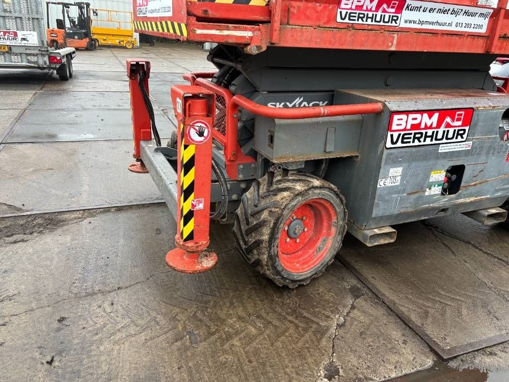 Teleskoparbeitsbühne typu Sonstige Sky Jack SJ 6832 RT 12m schaarhoogwerker 4x4 Skyjack, Gebrauchtmaschine w Hooge mierde (Zdjęcie 5)