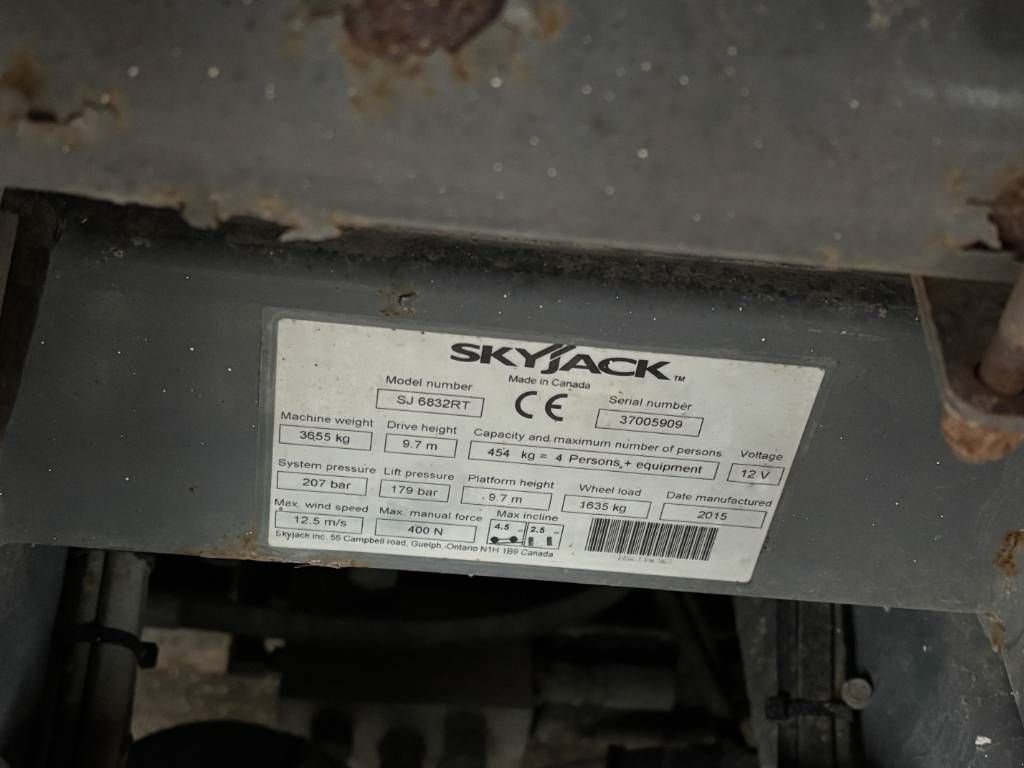 Teleskoparbeitsbühne typu Sonstige Sky Jack SJ 6832 RT 12m schaarhoogwerker 4x4 Skyjack, Gebrauchtmaschine w Hooge mierde (Zdjęcie 9)