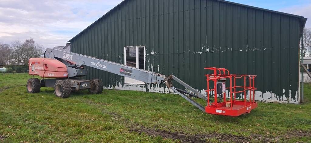 Teleskoparbeitsbühne от тип Sonstige Sky Jack SJ 86 T 28m telescoophoogwerker skyjack 86 86t, Gebrauchtmaschine в Hooge mierde (Снимка 3)