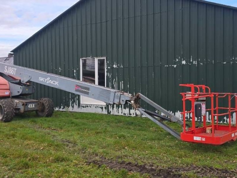 Teleskoparbeitsbühne of the type Sonstige Sky Jack SJ 86 T 28m telescoophoogwerker skyjack 86 86t, Gebrauchtmaschine in Hooge mierde