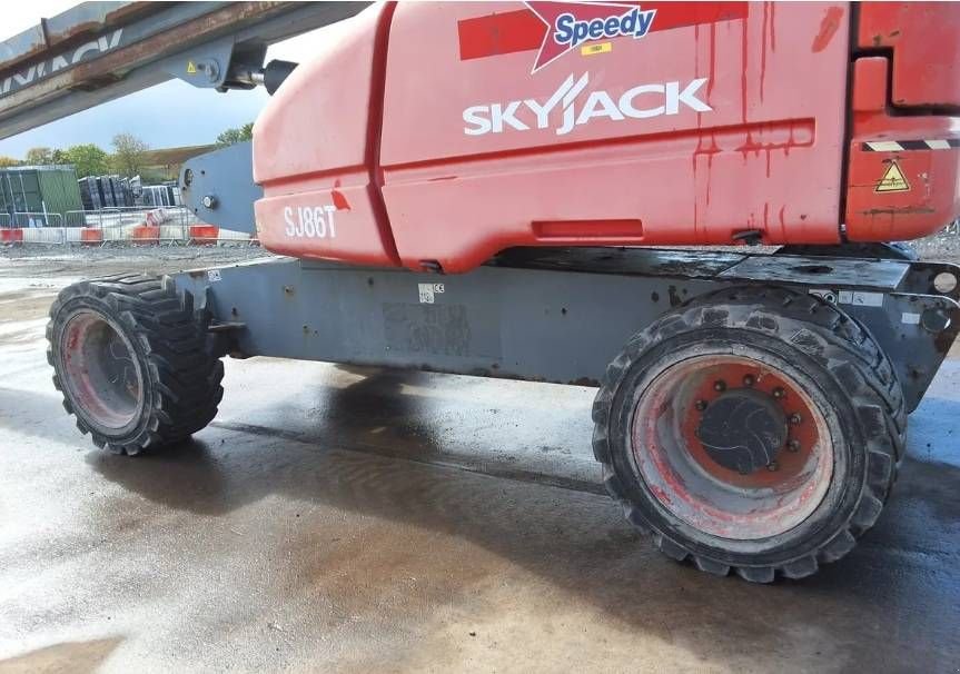 Teleskoparbeitsbühne от тип Sonstige Sky Jack SJ 86 T 28m telescoophoogwerker skyjack 86 86t, Gebrauchtmaschine в Hooge mierde (Снимка 9)