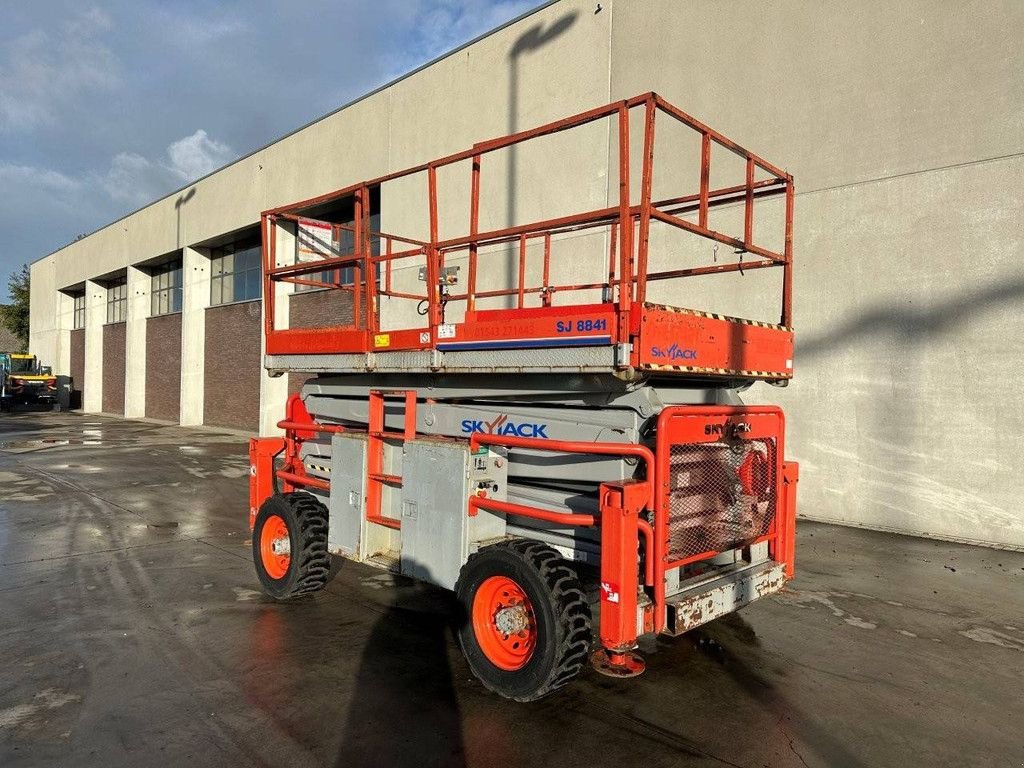Teleskoparbeitsbühne типа Sonstige Sky Jack SJ-8841E, Gebrauchtmaschine в Antwerpen (Фотография 8)