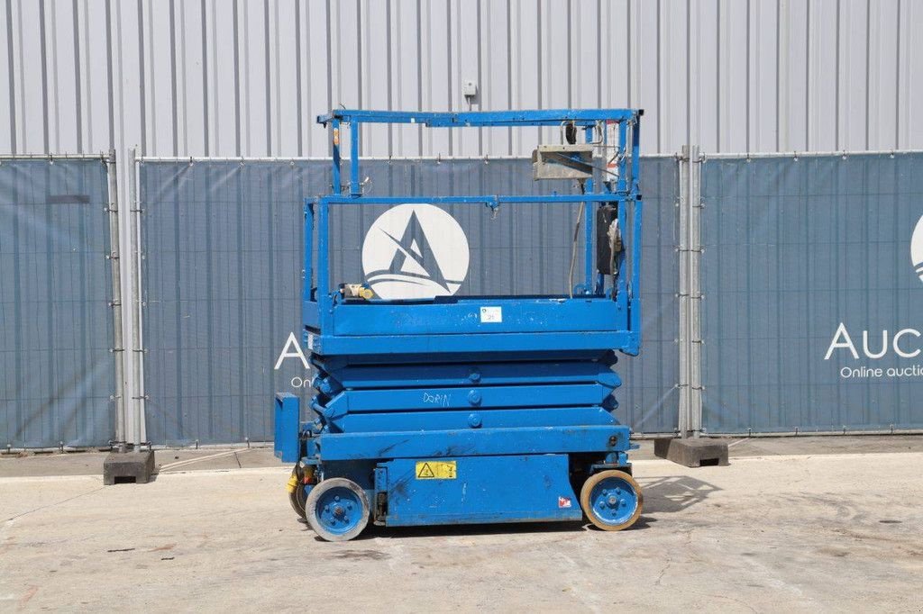 Teleskoparbeitsbühne του τύπου Sonstige Sky Jack SJ III-3219, Gebrauchtmaschine σε Antwerpen (Φωτογραφία 1)