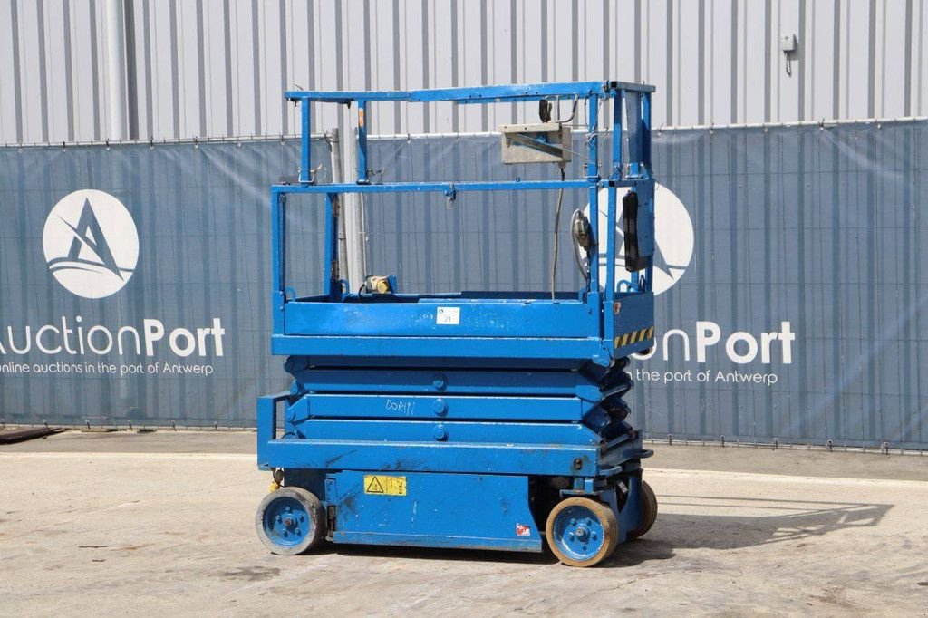 Teleskoparbeitsbühne του τύπου Sonstige Sky Jack SJ III-3219, Gebrauchtmaschine σε Antwerpen (Φωτογραφία 3)