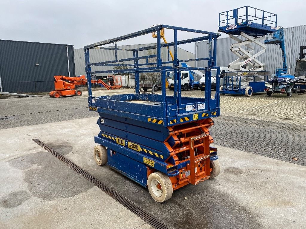 Teleskoparbeitsbühne типа Sonstige Sky Jack SJ III 4626, schaarhoogwerker, 10 meter, Gebrauchtmaschine в Heijen (Фотография 3)