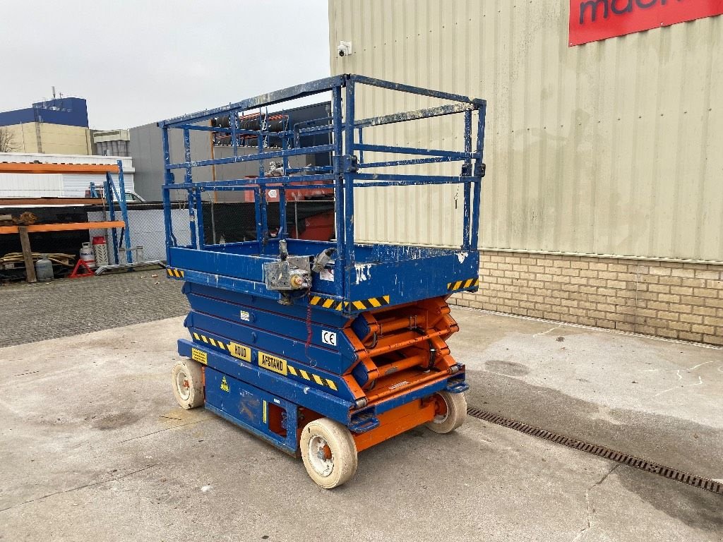 Teleskoparbeitsbühne типа Sonstige Sky Jack SJ III 4626, schaarhoogwerker, 10 meter, Gebrauchtmaschine в Heijen (Фотография 7)