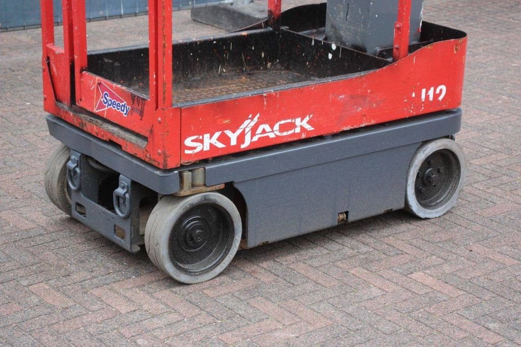 Teleskoparbeitsbühne typu Sonstige Sky Jack SJ12, Gebrauchtmaschine v Antwerpen (Obrázok 10)