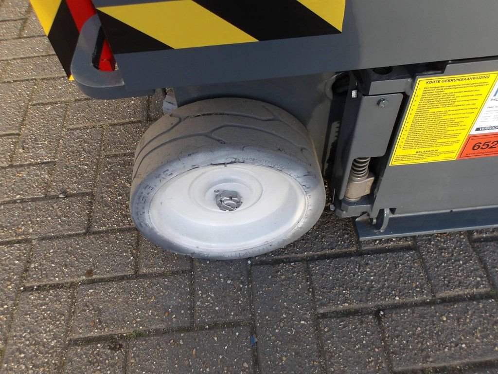 Teleskoparbeitsbühne Türe ait Sonstige Sky Jack SJ3215, Gebrauchtmaschine içinde Antwerpen (resim 7)