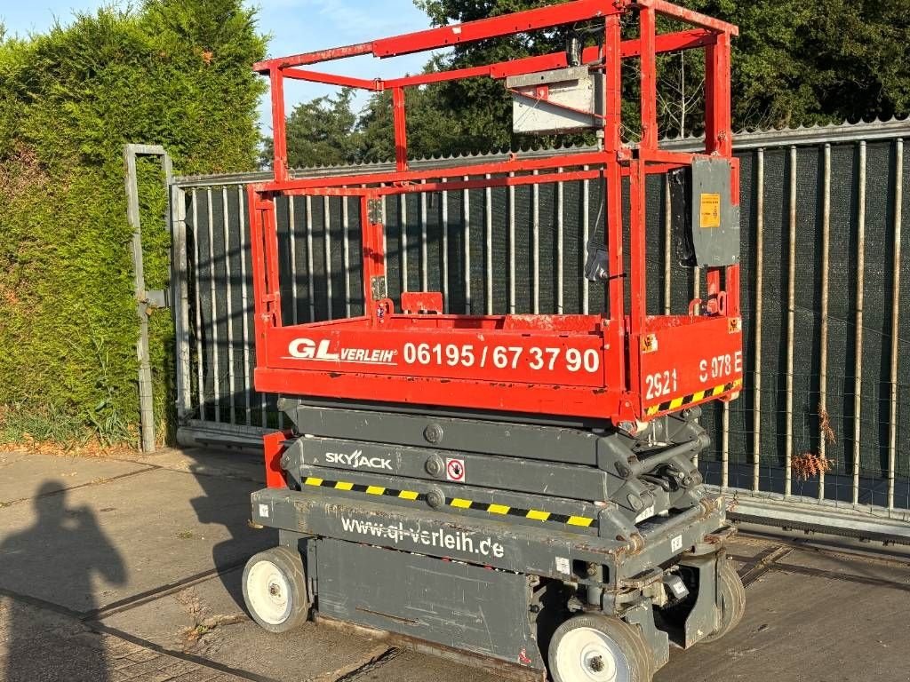 Teleskoparbeitsbühne tip Sonstige Sky Jack SJ3219 8m schaarhoogwerker elektro schaarlift, Gebrauchtmaschine in Hooge mierde (Poză 3)