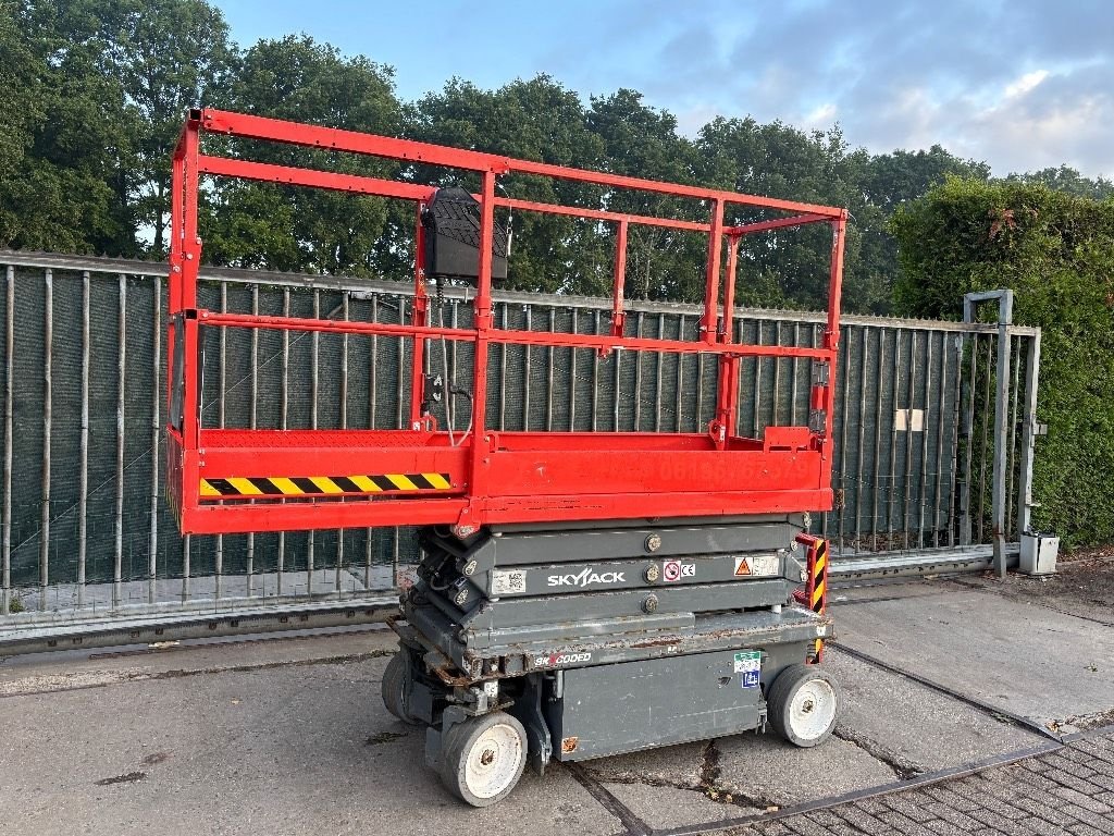 Teleskoparbeitsbühne типа Sonstige Sky Jack SJ3219 8m schaarhoogwerker hoogwerker Skyjack, Gebrauchtmaschine в Hooge mierde (Фотография 8)