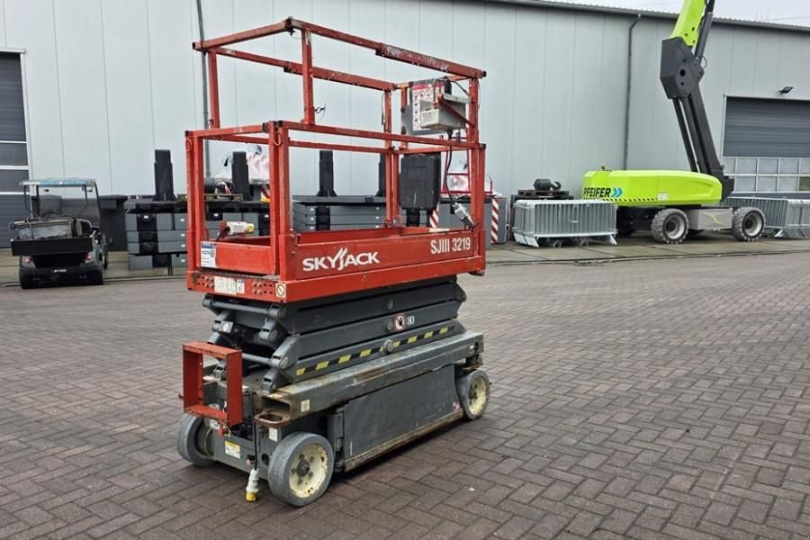 Teleskoparbeitsbühne типа Sonstige Sky Jack SJ3219 As-Is, Electric, 8m Working Height, 227kg C, Gebrauchtmaschine в Groenlo (Фотография 2)