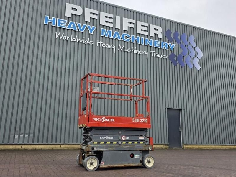 Teleskoparbeitsbühne типа Sonstige Sky Jack SJ3219 As-Is, Electric, 8m Working Height, 227kg C, Gebrauchtmaschine в Groenlo