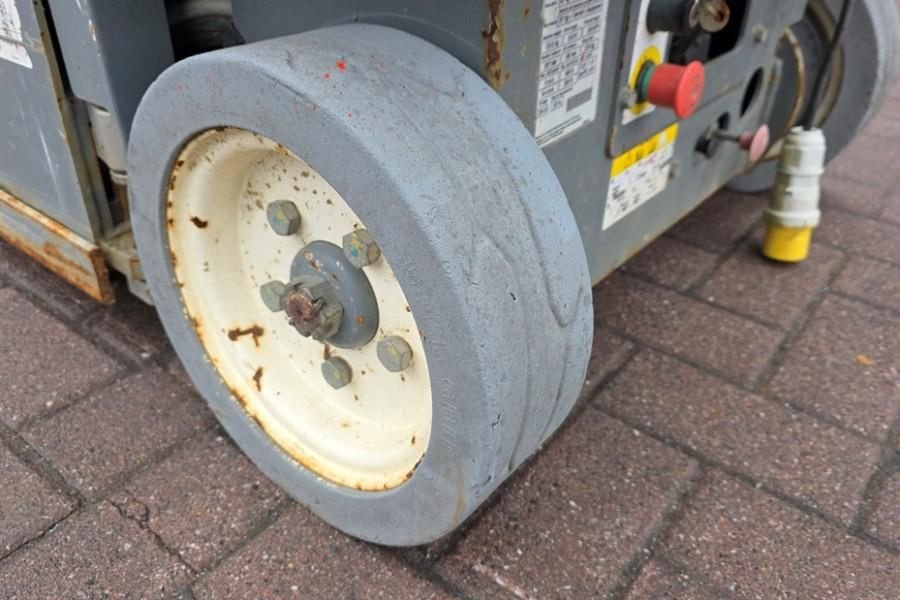 Teleskoparbeitsbühne типа Sonstige Sky Jack SJ3219 As-Is, Electric, 8m Working Height, 227kg C, Gebrauchtmaschine в Groenlo (Фотография 11)