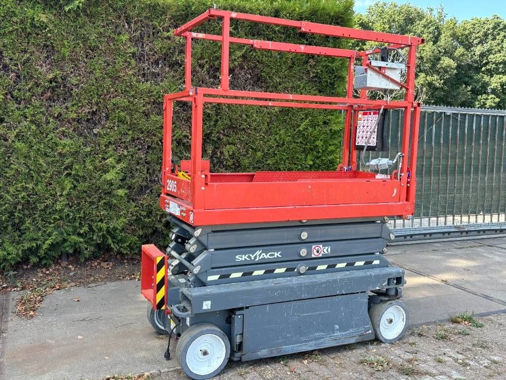 Teleskoparbeitsbühne tip Sonstige Sky Jack SJ3219 schaarhoogwerker 8m skyjack schaarlift, Gebrauchtmaschine in Hooge mierde (Poză 2)