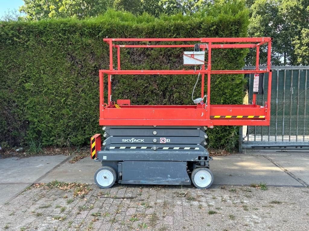 Teleskoparbeitsbühne tip Sonstige Sky Jack SJ3219 schaarhoogwerker 8m skyjack schaarlift, Gebrauchtmaschine in Hooge mierde (Poză 4)