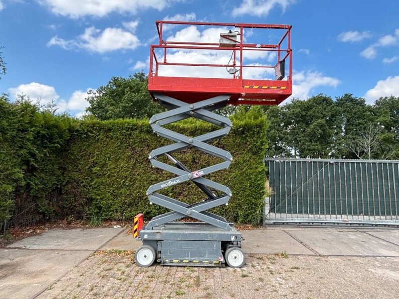 Teleskoparbeitsbühne del tipo Sonstige Sky Jack SJ3219 skyjack 8 meter schaarlift 8m SJ 3219, Gebrauchtmaschine In Hooge mierde (Immagine 1)