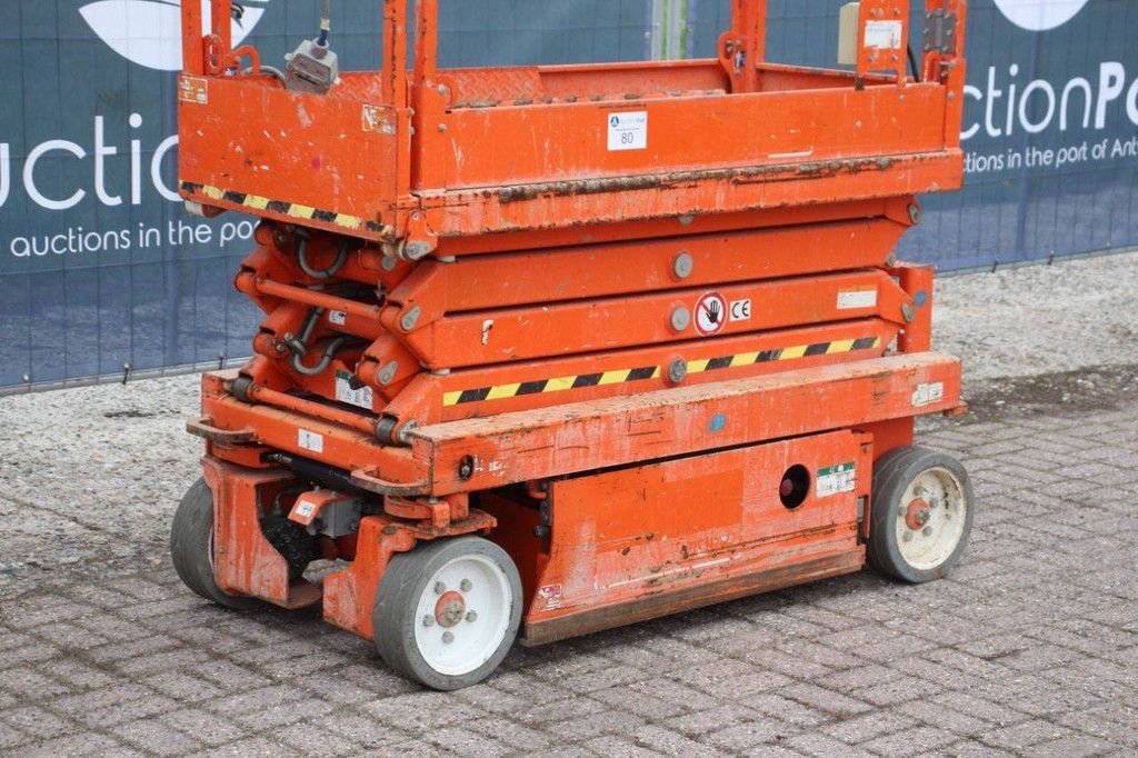 Teleskoparbeitsbühne van het type Sonstige Sky Jack SJ3219, Gebrauchtmaschine in Antwerpen (Foto 10)