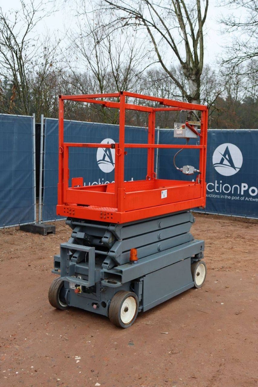 Teleskoparbeitsbühne typu Sonstige Sky Jack SJ3219, Gebrauchtmaschine v Antwerpen (Obrázek 10)