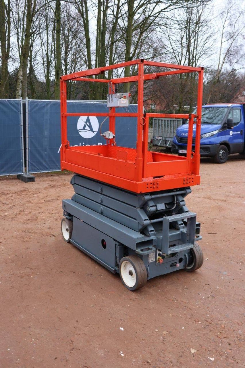 Teleskoparbeitsbühne typu Sonstige Sky Jack SJ3219, Gebrauchtmaschine v Antwerpen (Obrázek 8)