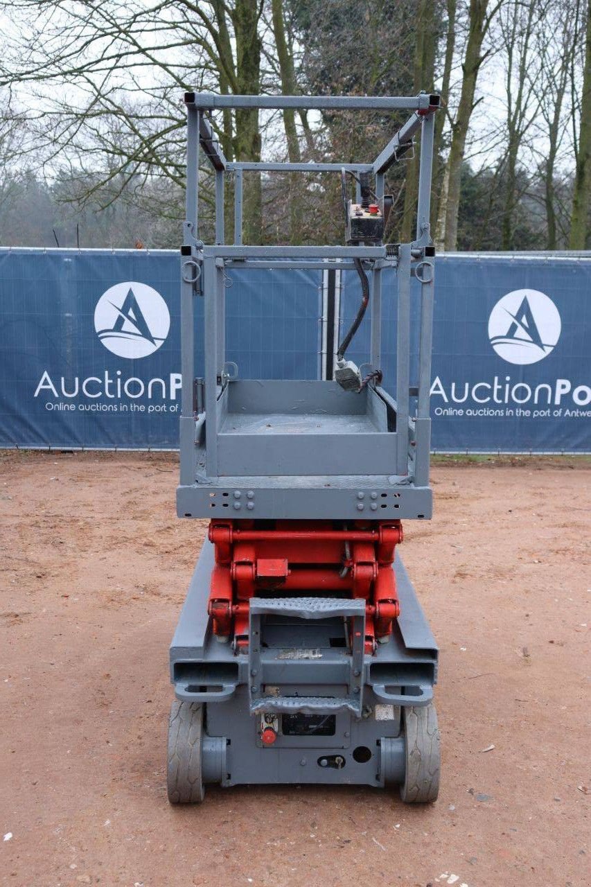 Teleskoparbeitsbühne typu Sonstige Sky Jack SJ3219, Gebrauchtmaschine w Antwerpen (Zdjęcie 9)